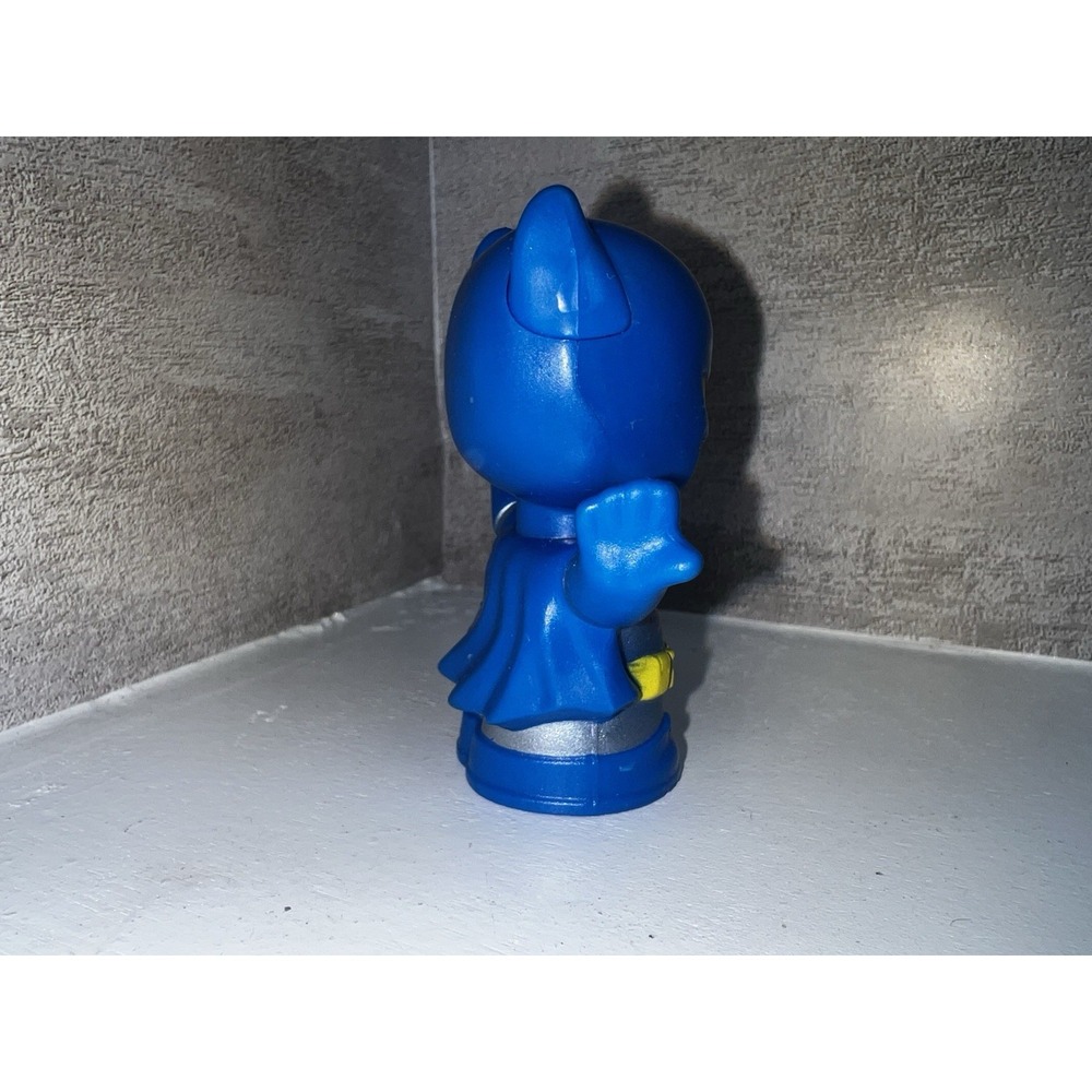 Fisher Price Little People DC Comics Super Friends Blue BATMAN Toy Figure 2020 - Picture 2 of 6